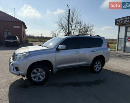 Серый Тойота Ленд Крузер Прадо, объемом двигателя 2.7 л и пробегом 200 тыс. км за 18499 $, фото 2 на Automoto.ua