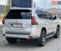 Серый Тойота Ленд Крузер Прадо, объемом двигателя 4 л и пробегом 256 тыс. км за 23900 $, фото 8 на Automoto.ua