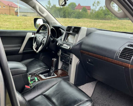 Сірий Тойота Ленд Крузер Прадо, об'ємом двигуна 2.98 л та пробігом 240 тис. км за 24500 $, фото 6 на Automoto.ua