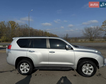 Серый Тойота Ленд Крузер Прадо, объемом двигателя 2.7 л и пробегом 200 тыс. км за 18499 $, фото 8 на Automoto.ua