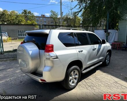 Серый Тойота Ленд Крузер Прадо, объемом двигателя 2.7 л и пробегом 200 тыс. км за 19350 $, фото 7 на Automoto.ua