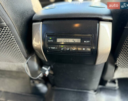 Серый Тойота Ленд Крузер Прадо, объемом двигателя 2.7 л и пробегом 200 тыс. км за 18499 $, фото 14 на Automoto.ua