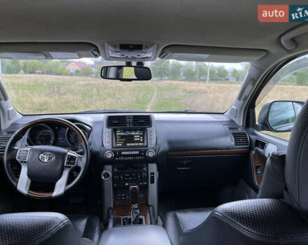 Сірий Тойота Ленд Крузер Прадо, об'ємом двигуна 2.98 л та пробігом 240 тис. км за 24500 $, фото 2 на Automoto.ua