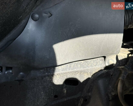 Серый Тойота Ленд Крузер Прадо, объемом двигателя 2.7 л и пробегом 200 тыс. км за 18499 $, фото 16 на Automoto.ua