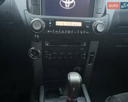 Серый Тойота Ленд Крузер Прадо, объемом двигателя 2.98 л и пробегом 210 тыс. км за 22999 $, фото 17 на Automoto.ua