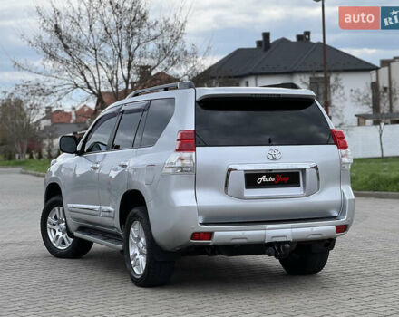 Серый Тойота Ленд Крузер Прадо, объемом двигателя 4 л и пробегом 220 тыс. км за 24300 $, фото 7 на Automoto.ua