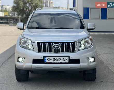 Серый Тойота Ленд Крузер Прадо, объемом двигателя 4 л и пробегом 256 тыс. км за 23900 $, фото 1 на Automoto.ua