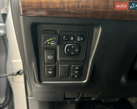 Серый Тойота Ленд Крузер Прадо, объемом двигателя 4 л и пробегом 256 тыс. км за 23900 $, фото 22 на Automoto.ua