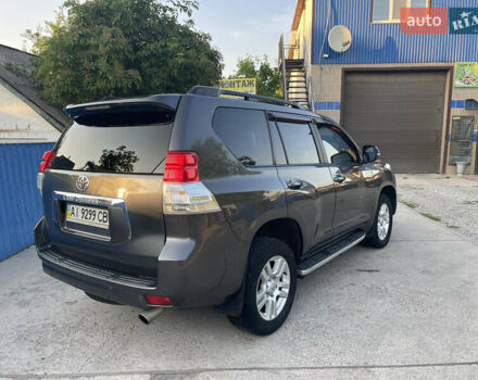 Серый Тойота Ленд Крузер Прадо, объемом двигателя 3 л и пробегом 478 тыс. км за 21500 $, фото 7 на Automoto.ua