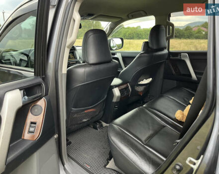 Сірий Тойота Ленд Крузер Прадо, об'ємом двигуна 2.98 л та пробігом 240 тис. км за 24500 $, фото 5 на Automoto.ua