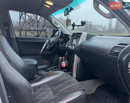 Серый Тойота Ленд Крузер Прадо, объемом двигателя 2.98 л и пробегом 210 тыс. км за 22999 $, фото 19 на Automoto.ua