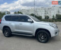 Серый Тойота Ленд Крузер Прадо, объемом двигателя 4 л и пробегом 256 тыс. км за 23900 $, фото 14 на Automoto.ua