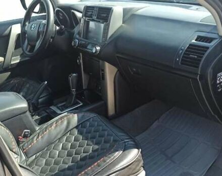 Серый Тойота Ленд Крузер Прадо, объемом двигателя 3 л и пробегом 158 тыс. км за 25000 $, фото 20 на Automoto.ua