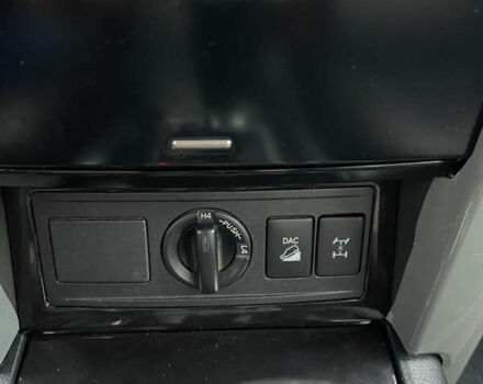 Серый Тойота Ленд Крузер Прадо, объемом двигателя 2.98 л и пробегом 139 тыс. км за 28000 $, фото 17 на Automoto.ua