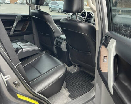 Серый Тойота Ленд Крузер Прадо, объемом двигателя 2.98 л и пробегом 139 тыс. км за 28000 $, фото 9 на Automoto.ua