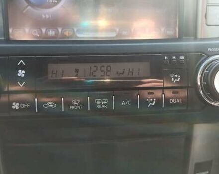 Серый Тойота Ленд Крузер Прадо, объемом двигателя 3 л и пробегом 158 тыс. км за 25000 $, фото 19 на Automoto.ua