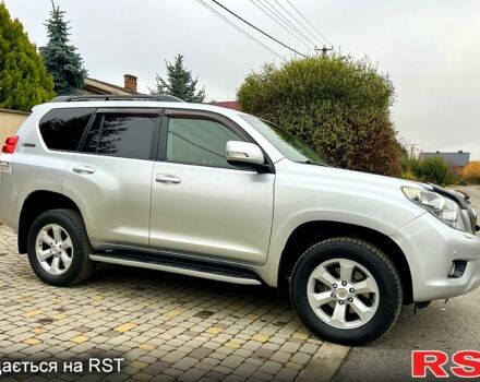 Серый Тойота Ленд Крузер Прадо, объемом двигателя 4 л и пробегом 272 тыс. км за 22700 $, фото 1 на Automoto.ua
