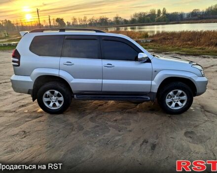 Сірий Тойота Ленд Крузер Прадо, об'ємом двигуна 4.5 л та пробігом 200 тис. км за 15000 $, фото 4 на Automoto.ua