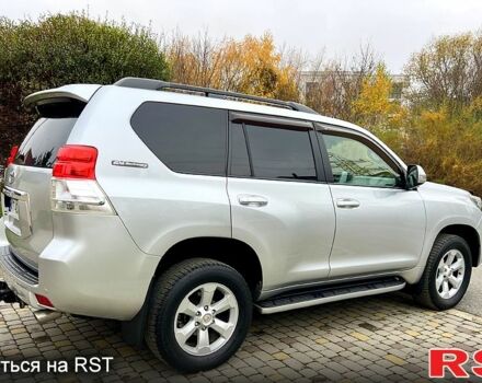 Серый Тойота Ленд Крузер Прадо, объемом двигателя 4 л и пробегом 272 тыс. км за 22700 $, фото 4 на Automoto.ua