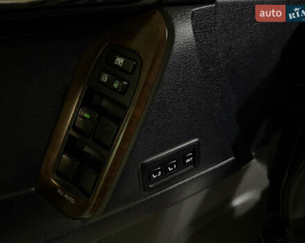 Серый Тойота Ленд Крузер Прадо, объемом двигателя 4 л и пробегом 200 тыс. км за 24500 $, фото 10 на Automoto.ua