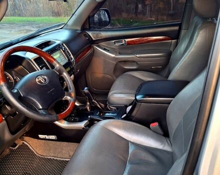 Сірий Тойота Ленд Крузер Прадо, об'ємом двигуна 4.5 л та пробігом 200 тис. км за 15000 $, фото 9 на Automoto.ua