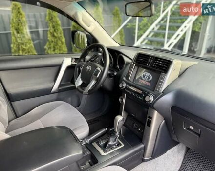 Серый Тойота Ленд Крузер Прадо, объемом двигателя 2.98 л и пробегом 228 тыс. км за 25500 $, фото 14 на Automoto.ua