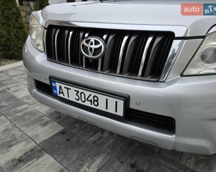 Серый Тойота Ленд Крузер Прадо, объемом двигателя 3 л и пробегом 281 тыс. км за 21900 $, фото 44 на Automoto.ua