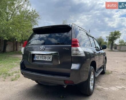 Сірий Тойота Ленд Крузер Прадо, об'ємом двигуна 3.96 л та пробігом 201 тис. км за 25000 $, фото 7 на Automoto.ua