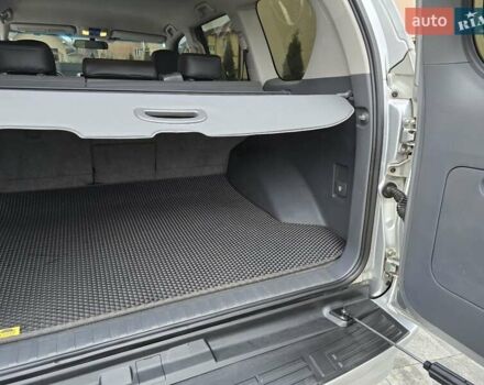 Серый Тойота Ленд Крузер Прадо, объемом двигателя 3 л и пробегом 281 тыс. км за 21900 $, фото 31 на Automoto.ua