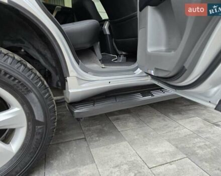 Серый Тойота Ленд Крузер Прадо, объемом двигателя 3 л и пробегом 281 тыс. км за 21900 $, фото 37 на Automoto.ua