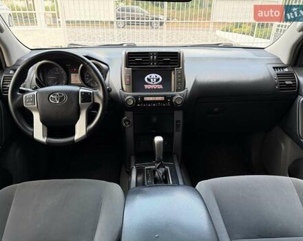 Серый Тойота Ленд Крузер Прадо, объемом двигателя 2.98 л и пробегом 228 тыс. км за 25500 $, фото 13 на Automoto.ua