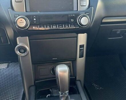 Серый Тойота Ленд Крузер Прадо, объемом двигателя 2.98 л и пробегом 280 тыс. км за 24000 $, фото 11 на Automoto.ua