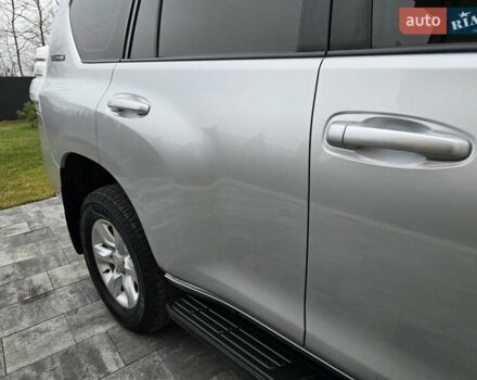 Серый Тойота Ленд Крузер Прадо, объемом двигателя 3 л и пробегом 281 тыс. км за 21900 $, фото 51 на Automoto.ua