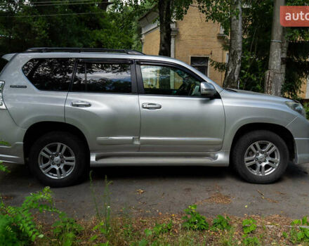 Тойота Ленд Крузер Прадо 2012 в Житомире на Automoto.ua Серый Тойота Ленд Крузер Прадо, объемом двигателя 2.98 л и пробегом 185 тыс. км за 22000 $, фото 1 на Automoto.ua