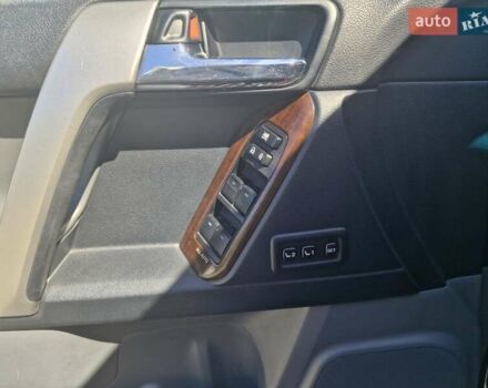 Серый Тойота Ленд Крузер Прадо, объемом двигателя 2.98 л и пробегом 267 тыс. км за 26000 $, фото 13 на Automoto.ua