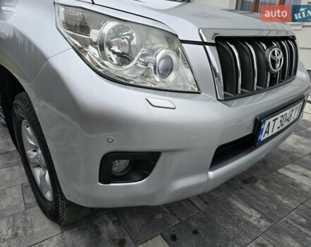 Серый Тойота Ленд Крузер Прадо, объемом двигателя 3 л и пробегом 281 тыс. км за 21900 $, фото 46 на Automoto.ua