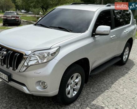 Тойота Ленд Крузер Прадо 2012 в Харькове на Automoto.ua Серый Тойота Ленд Крузер Прадо, объемом двигателя 4 л и пробегом 170 тыс. км за 20000 $, фото 7 на Automoto.ua