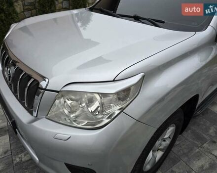 Серый Тойота Ленд Крузер Прадо, объемом двигателя 3 л и пробегом 281 тыс. км за 21900 $, фото 43 на Automoto.ua