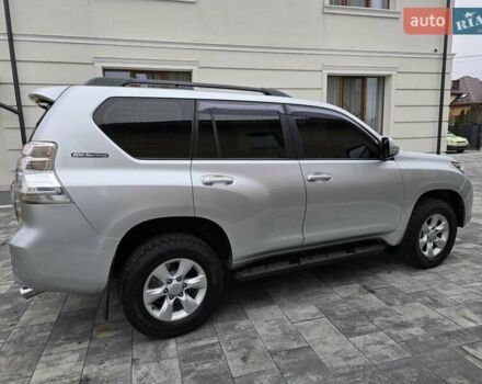Серый Тойота Ленд Крузер Прадо, объемом двигателя 3 л и пробегом 281 тыс. км за 21900 $, фото 7 на Automoto.ua