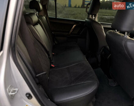 Серый Тойота Ленд Крузер Прадо, объемом двигателя 3 л и пробегом 243 тыс. км за 21500 $, фото 8 на Automoto.ua