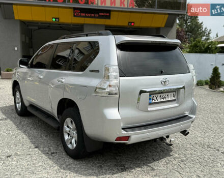 Тойота Ленд Крузер Прадо 2012 в Харькове на Automoto.ua Серый Тойота Ленд Крузер Прадо, объемом двигателя 4 л и пробегом 170 тыс. км за 20000 $, фото 10 на Automoto.ua