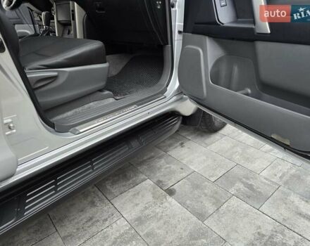 Серый Тойота Ленд Крузер Прадо, объемом двигателя 3 л и пробегом 281 тыс. км за 21900 $, фото 41 на Automoto.ua
