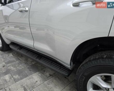 Серый Тойота Ленд Крузер Прадо, объемом двигателя 3 л и пробегом 281 тыс. км за 21900 $, фото 62 на Automoto.ua