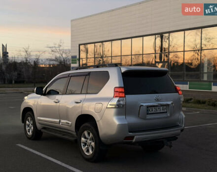 Серый Тойота Ленд Крузер Прадо, объемом двигателя 3 л и пробегом 243 тыс. км за 21500 $, фото 4 на Automoto.ua