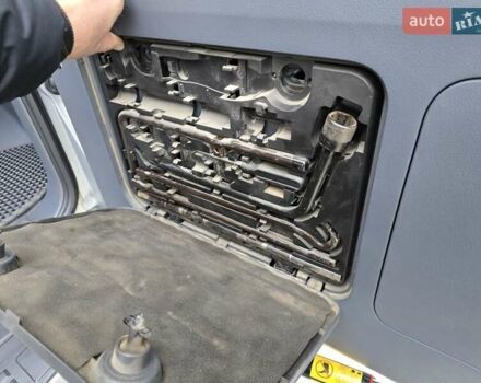 Серый Тойота Ленд Крузер Прадо, объемом двигателя 3 л и пробегом 281 тыс. км за 21900 $, фото 34 на Automoto.ua