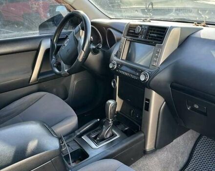 Серый Тойота Ленд Крузер Прадо, объемом двигателя 2.98 л и пробегом 280 тыс. км за 24000 $, фото 23 на Automoto.ua