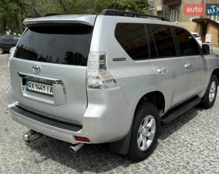 Тойота Ленд Крузер Прадо 2012 в Харькове на Automoto.ua Серый Тойота Ленд Крузер Прадо, объемом двигателя 4 л и пробегом 170 тыс. км за 20000 $, фото 8 на Automoto.ua