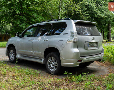 Тойота Ленд Крузер Прадо 2012 в Житомире на Automoto.ua Серый Тойота Ленд Крузер Прадо, объемом двигателя 2.98 л и пробегом 185 тыс. км за 22000 $, фото 2 на Automoto.ua
