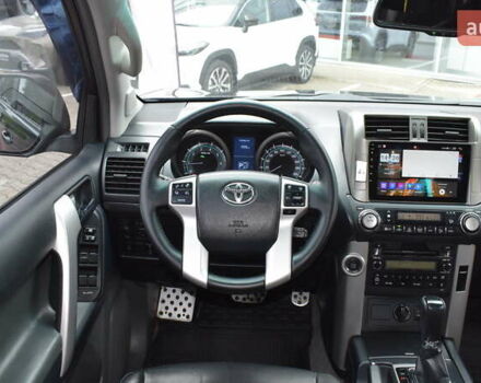 Серый Тойота Ленд Крузер Прадо, объемом двигателя 3.96 л и пробегом 295 тыс. км за 25900 $, фото 8 на Automoto.ua