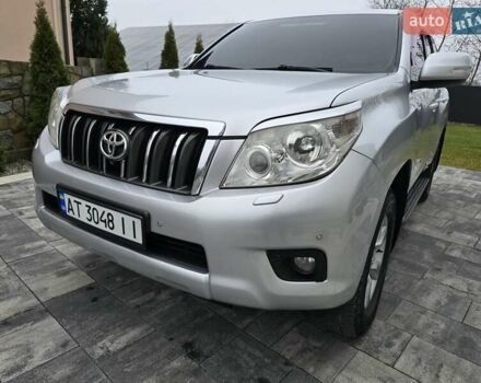 Серый Тойота Ленд Крузер Прадо, объемом двигателя 3 л и пробегом 281 тыс. км за 21900 $, фото 72 на Automoto.ua